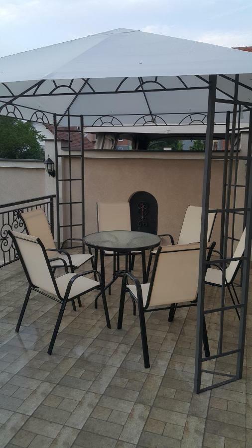 בלגרד Apartments Exclusive מראה חיצוני תמונה